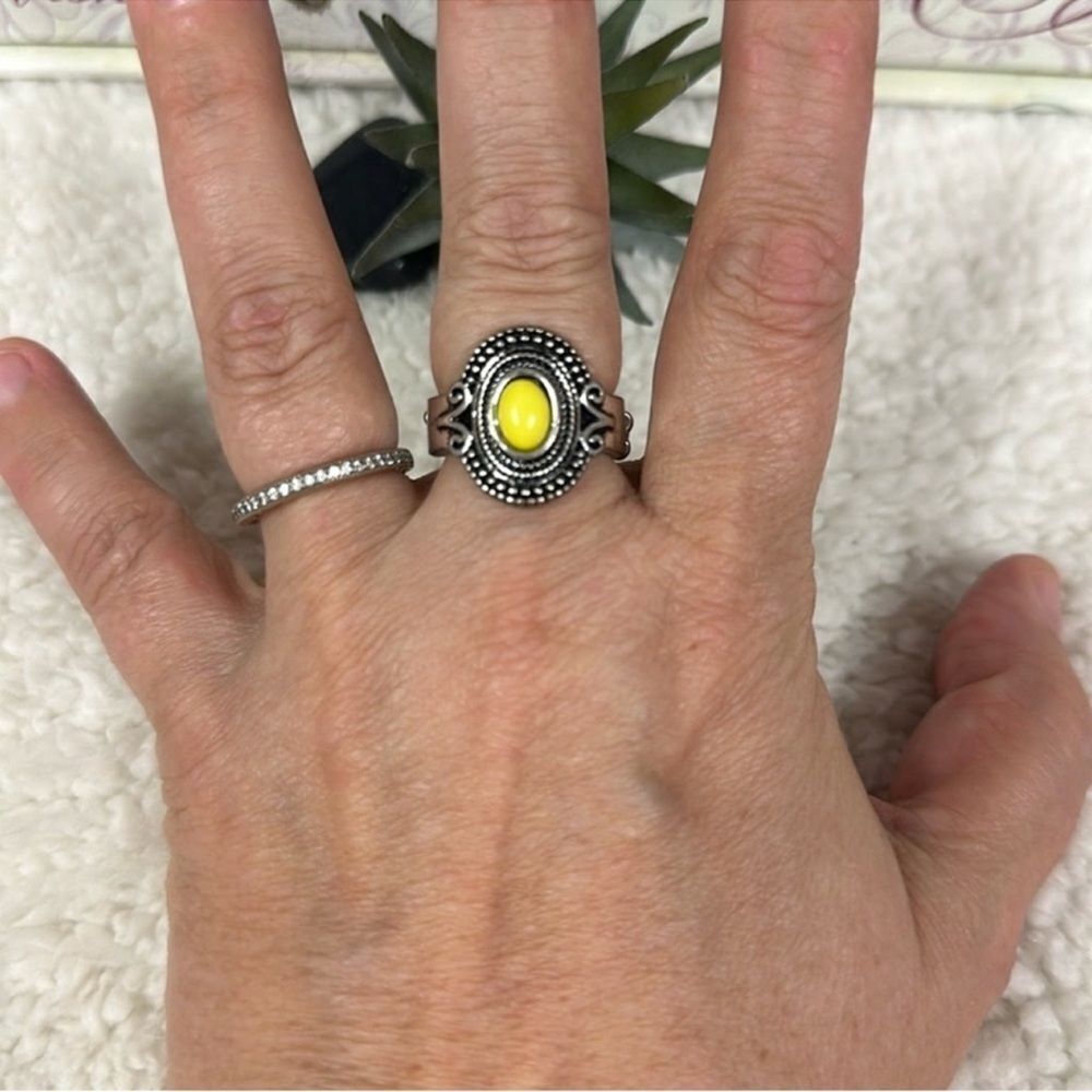 Yellow Silver Tone Expandable Ring - image 2